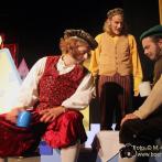 Junges Staatstheater Parchim: Szenenfoto Prinzessin auf der Erbse