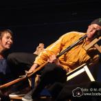 Junges Staatstheater Parchim: Szenenfoto Gelber Mond - Die Ballade von Leila und Lee